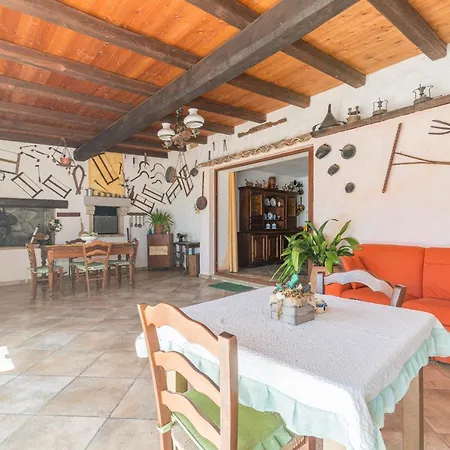 Stazzu La Piredda Villa